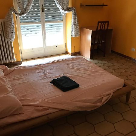 La Casa di Lobina e dei suoi amici Hotel Roma Esterno foto