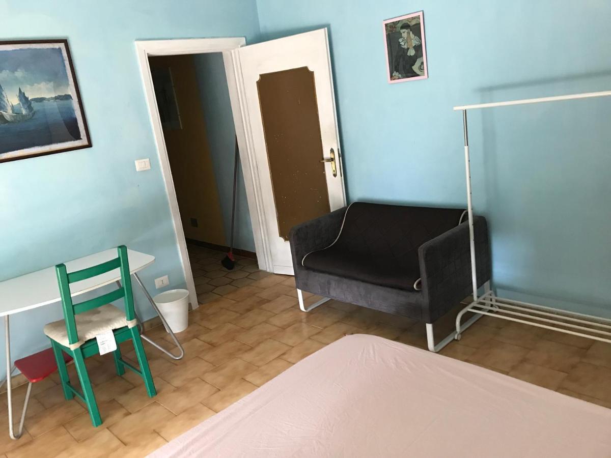 La Casa di Lobina e dei suoi amici Hotel Roma Esterno foto