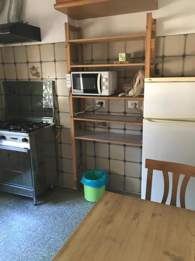 La Casa di Lobina e dei suoi amici Hotel Roma Esterno foto